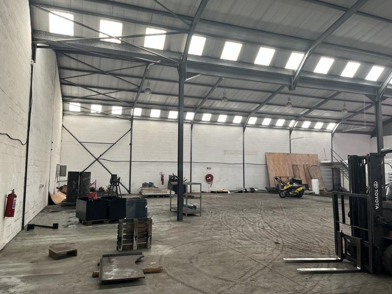 To Let commercial Property for Rent in Killarney Gardens Western Cape